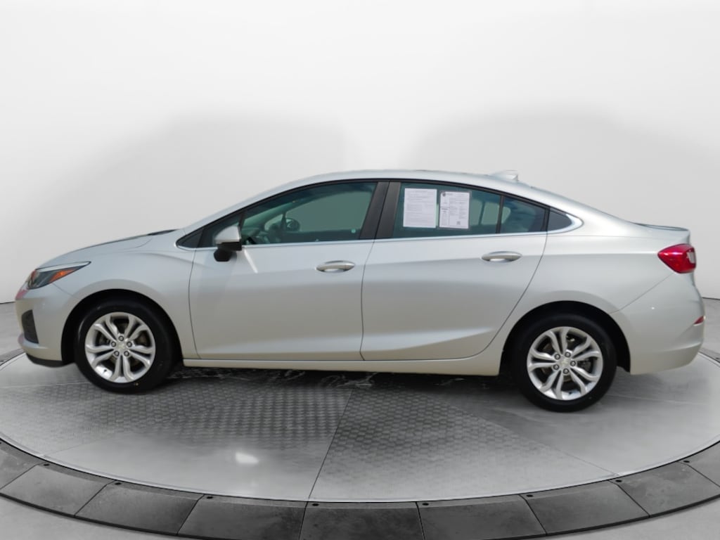 Used 2019 Chevrolet Cruze LT Sedan