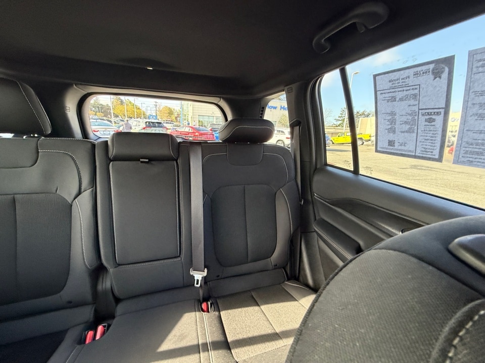 2025 Jeep Grand Cherokee Laredo - Photo 34