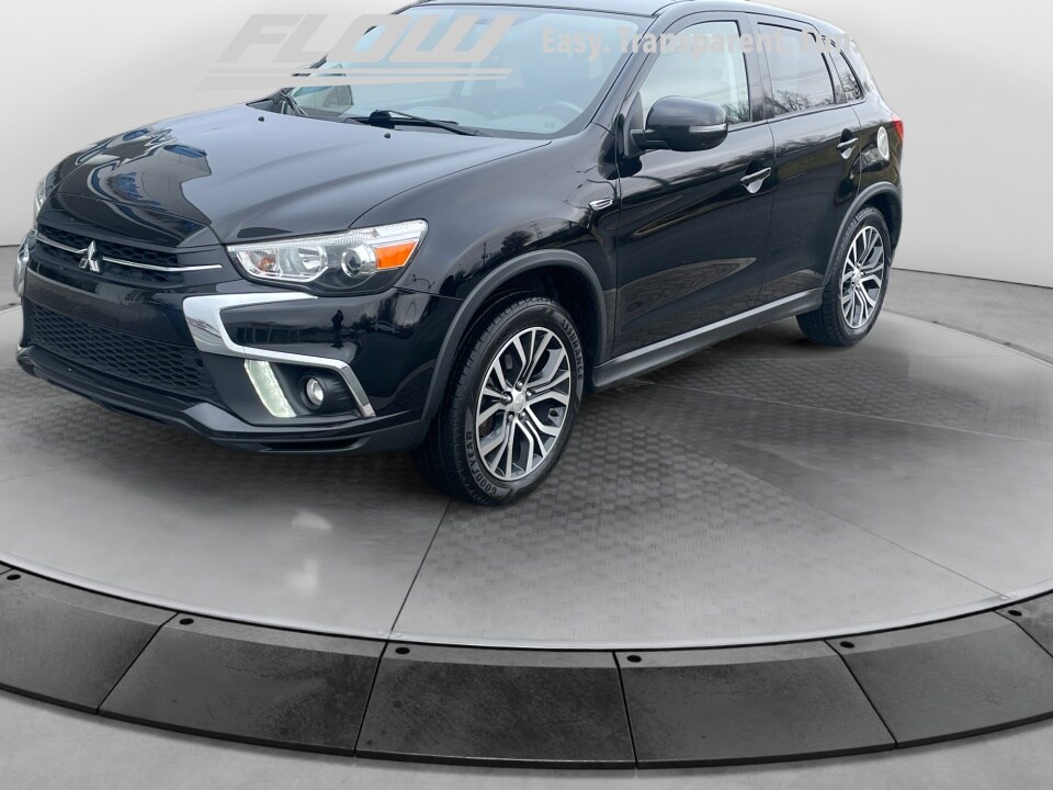 2018 Mitsubishi Outlander Sport SE photo 3