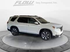 2025 Honda Pilot Touring SUV
