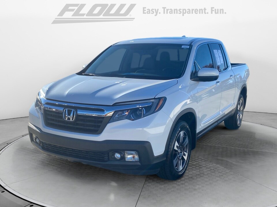 2019 Honda Ridgeline RTL photo 3