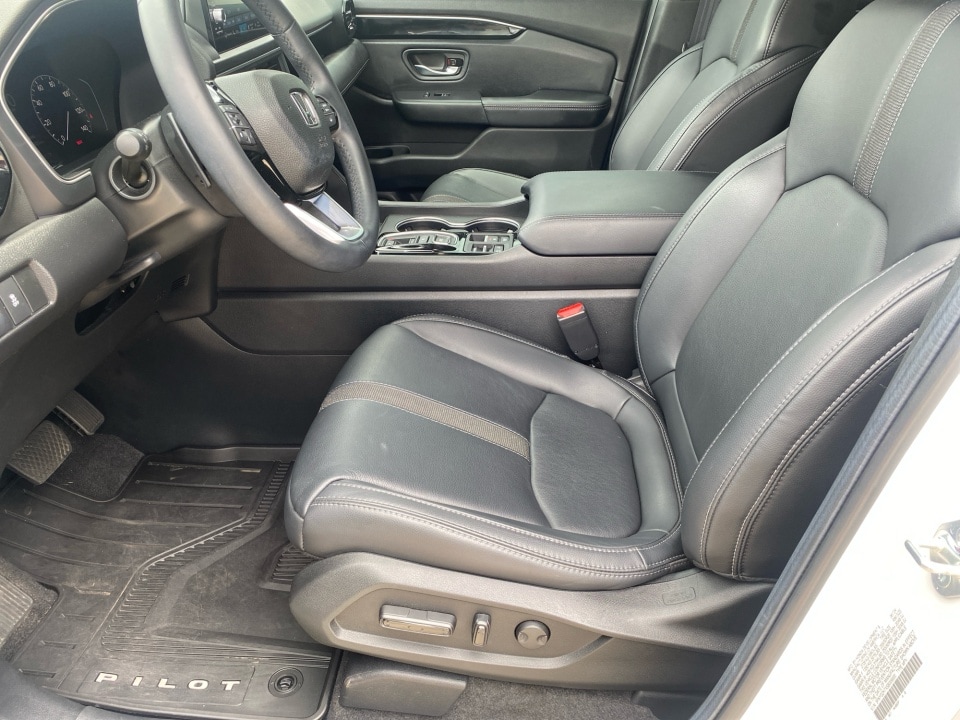 2025 Honda Pilot Touring - Photo 11
