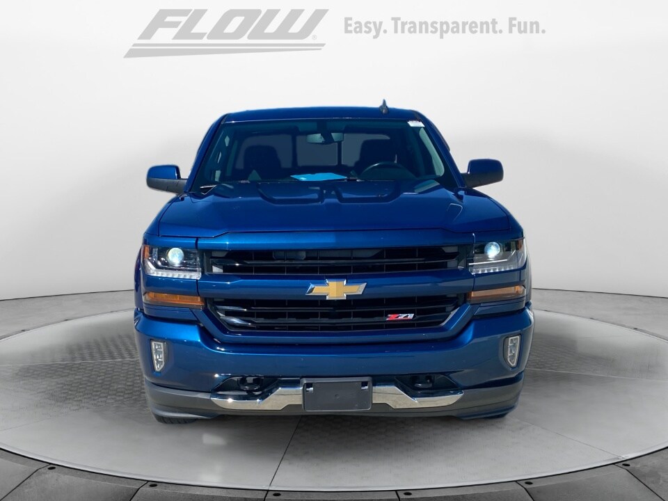 2017 Chevrolet Silverado 1500 photo 2