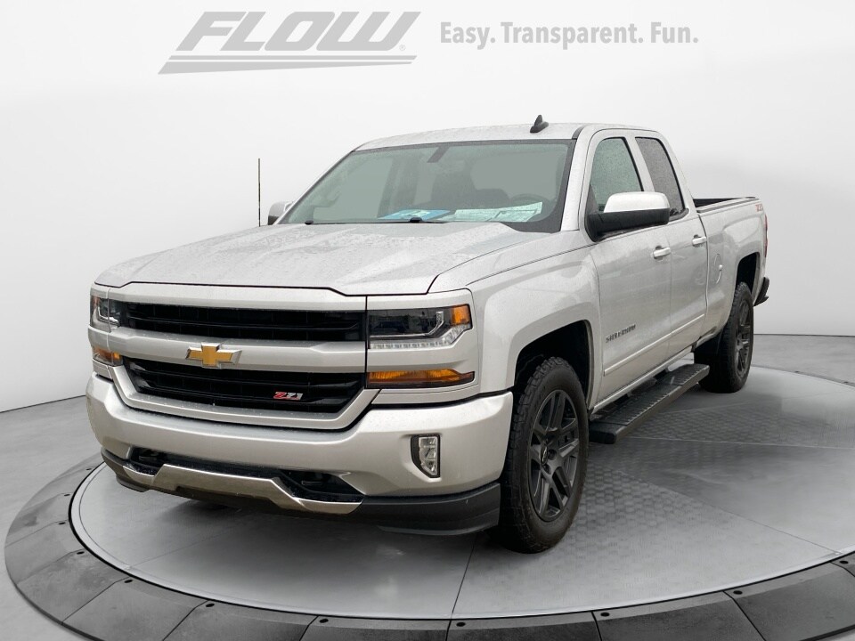 2019 Chevrolet Silverado 1500 LT photo 3