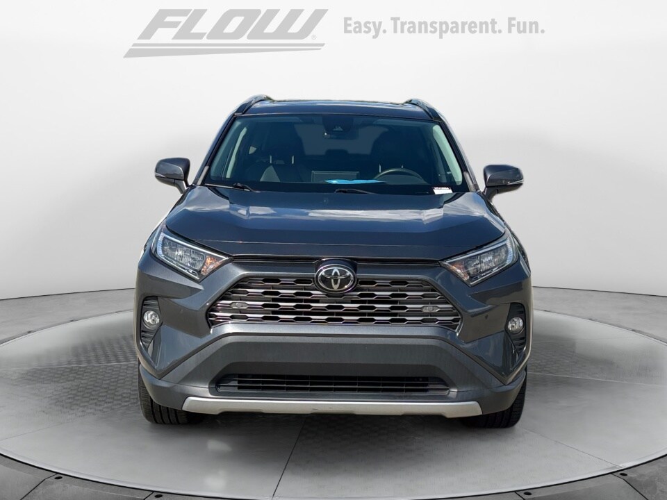 2019 Toyota RAV4 Limited photo 2