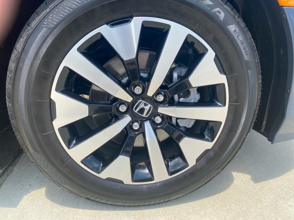 2026 Honda Odyssey EX-L - Photo 29