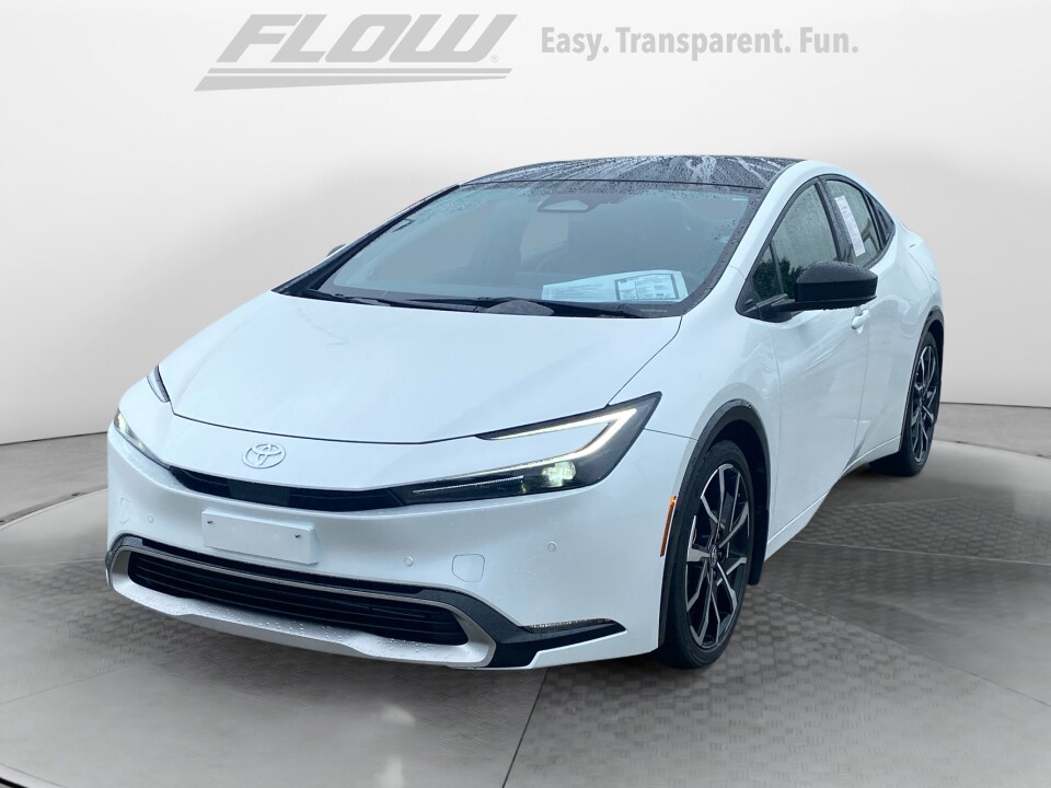 2024 Toyota Prius Prime XSE photo 3