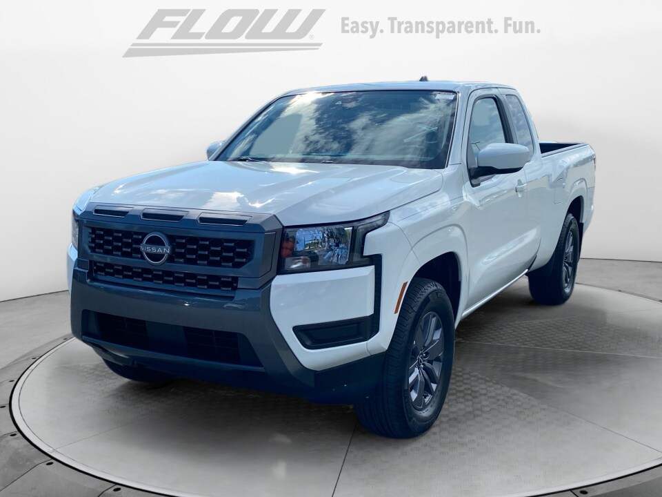 2025 Nissan Frontier King Cab SV photo 3