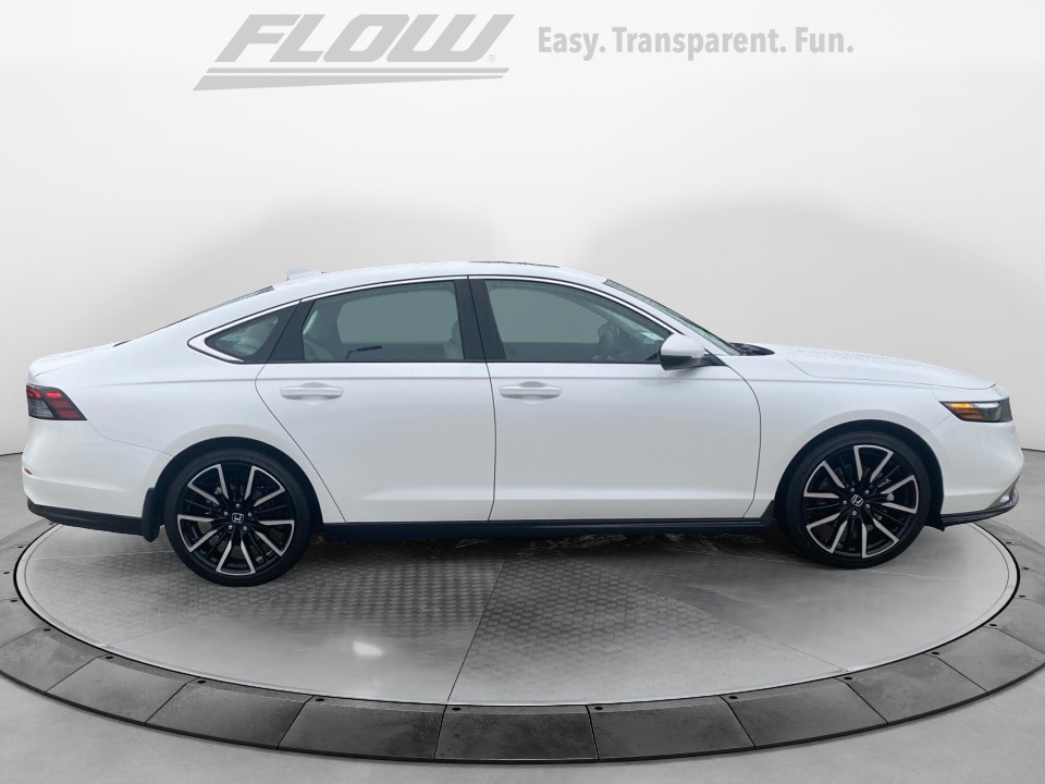 2026 Honda Accord Hybrid Touring - Photo 10