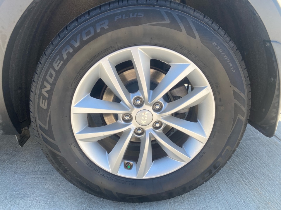 2018 Kia Sorento LX - Photo 26