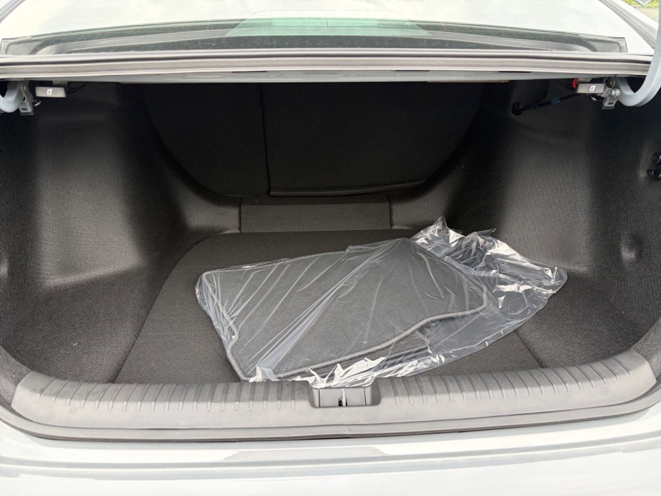 2026 Honda Accord Hybrid Touring - Photo 15