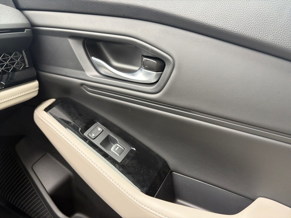 2026 Honda Accord Hybrid Touring - Photo 31