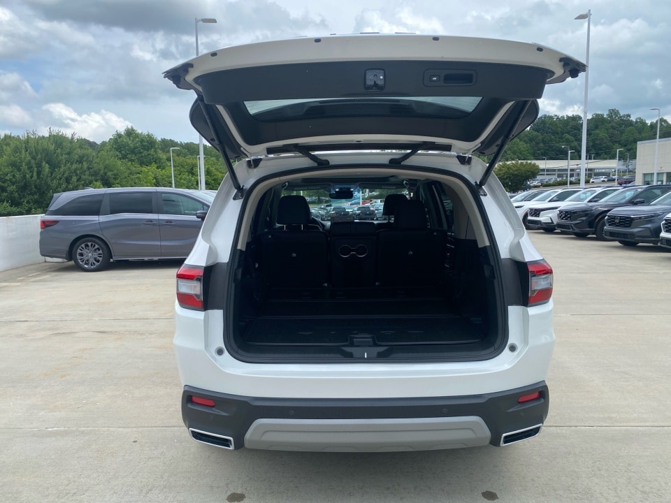 2025 Honda Pilot Touring - Photo 18