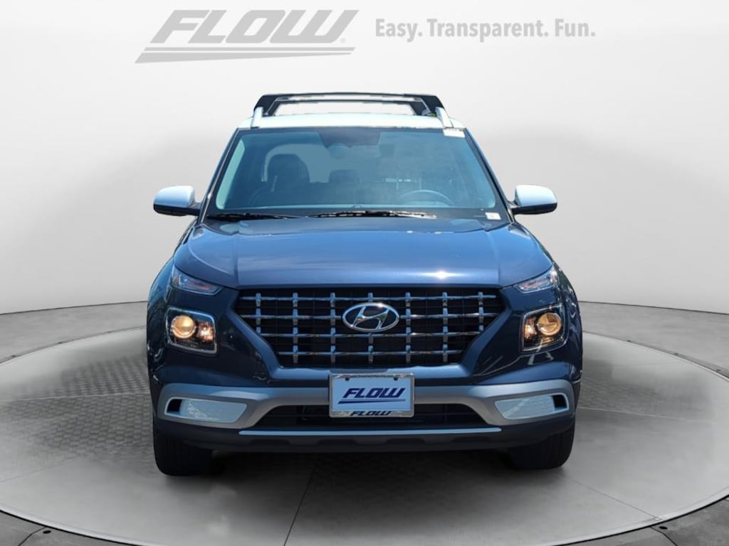 New 2026 Hyundai Venue SEL w/Two-Tone Roof SUV