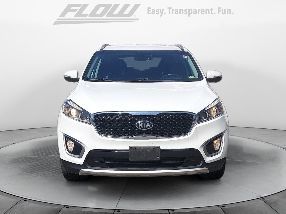 2017 Kia Sorento EX photo 2