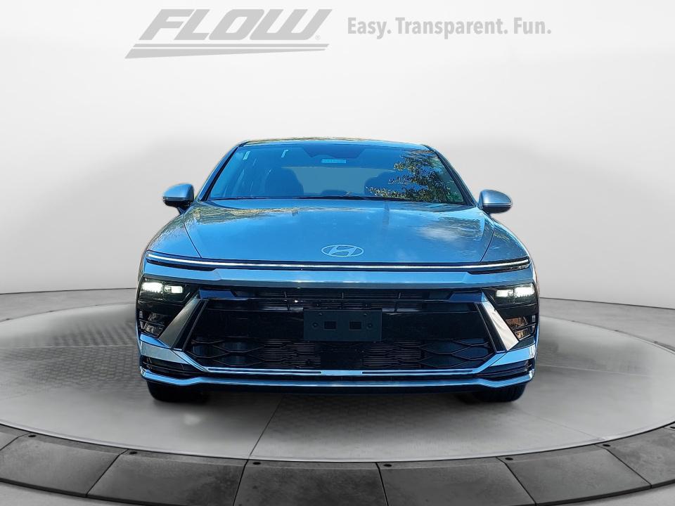 2026 Hyundai Sonata SEL Sport photo 2