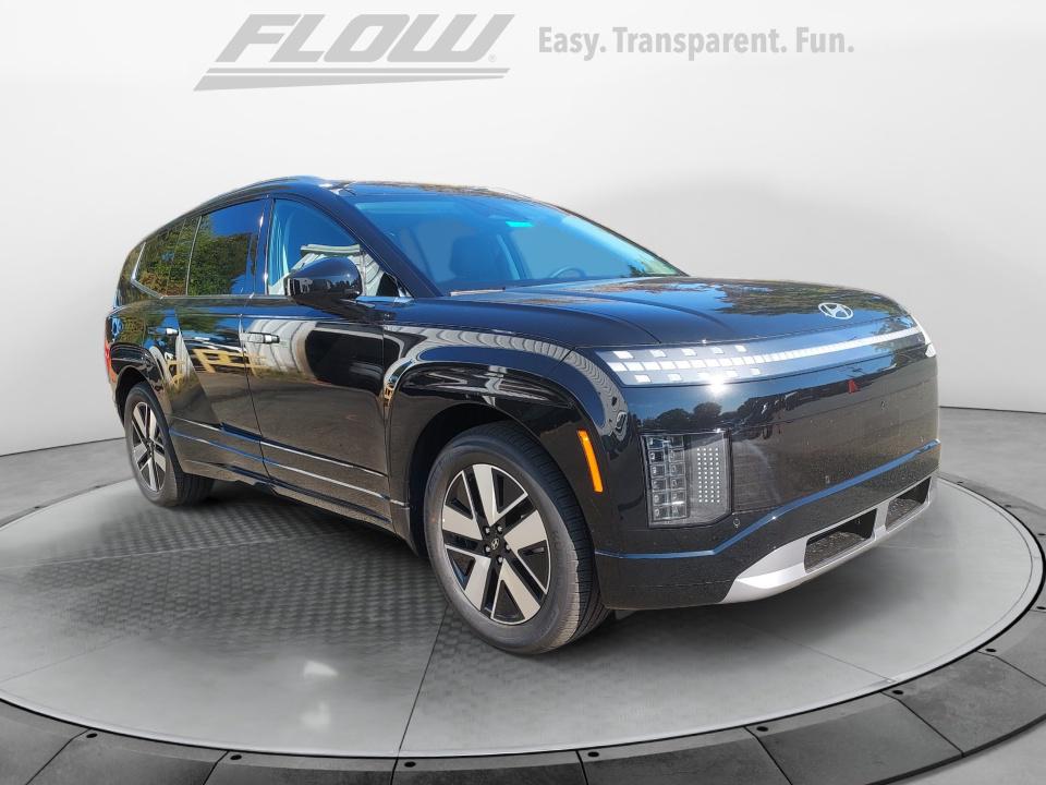 2026 Hyundai IONIQ 9 SEL's photo