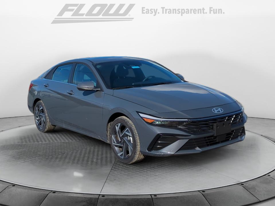 2025 Hyundai Elantra Limited's photo