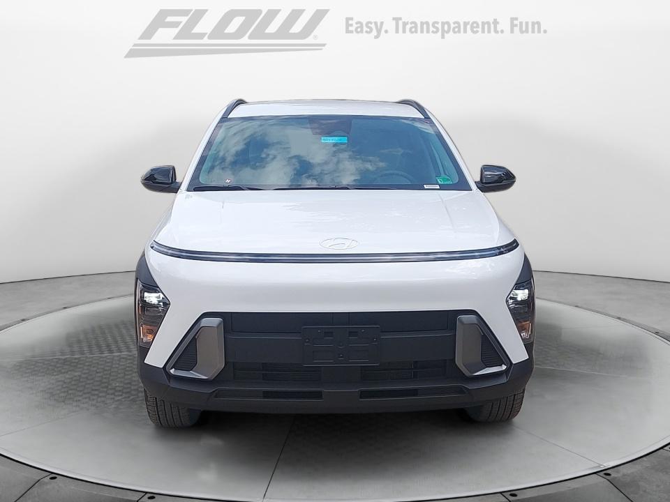 2026 Hyundai Kona SEL photo 2