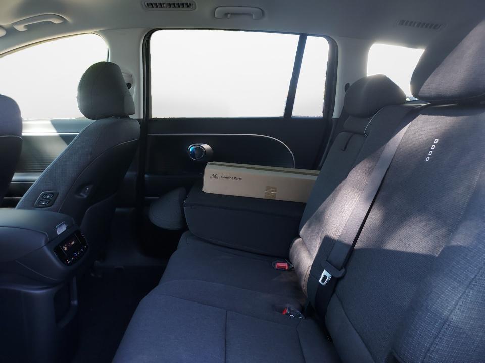 2026 Hyundai IONIQ 9 SE - Photo 12