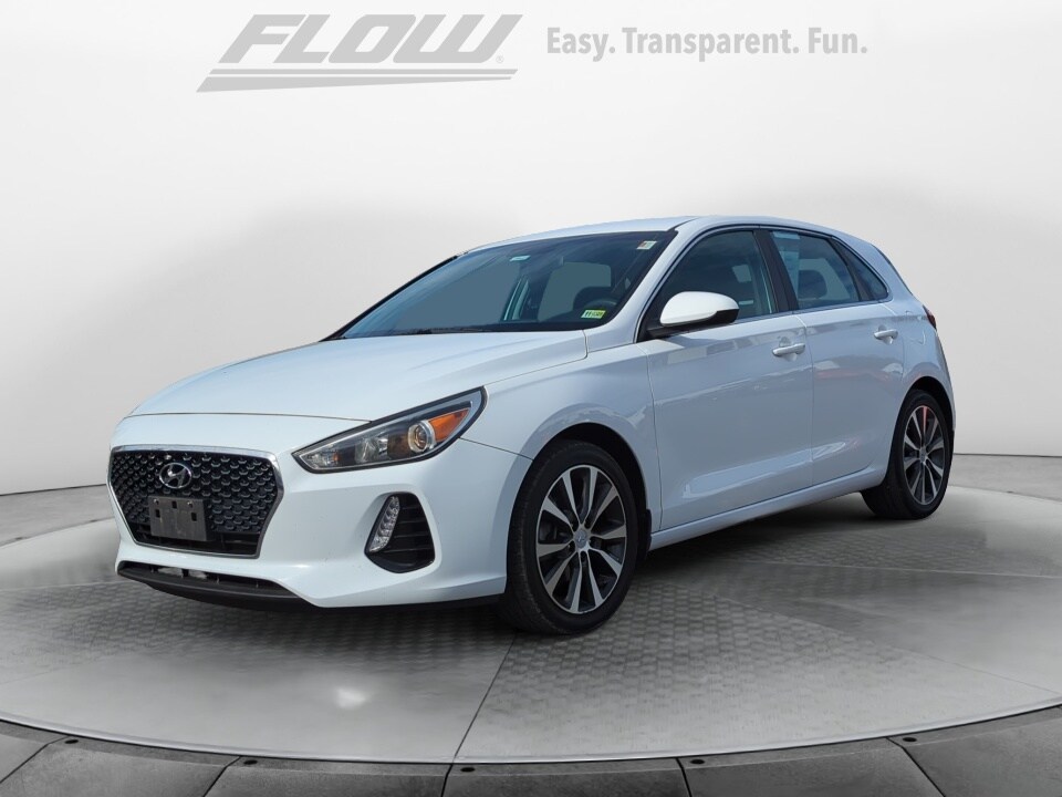2020 Hyundai Elantra GT photo 3