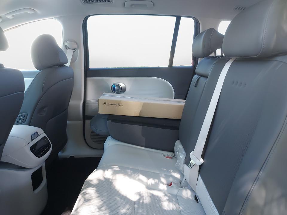 2026 Hyundai IONIQ 9 SEL - Photo 13