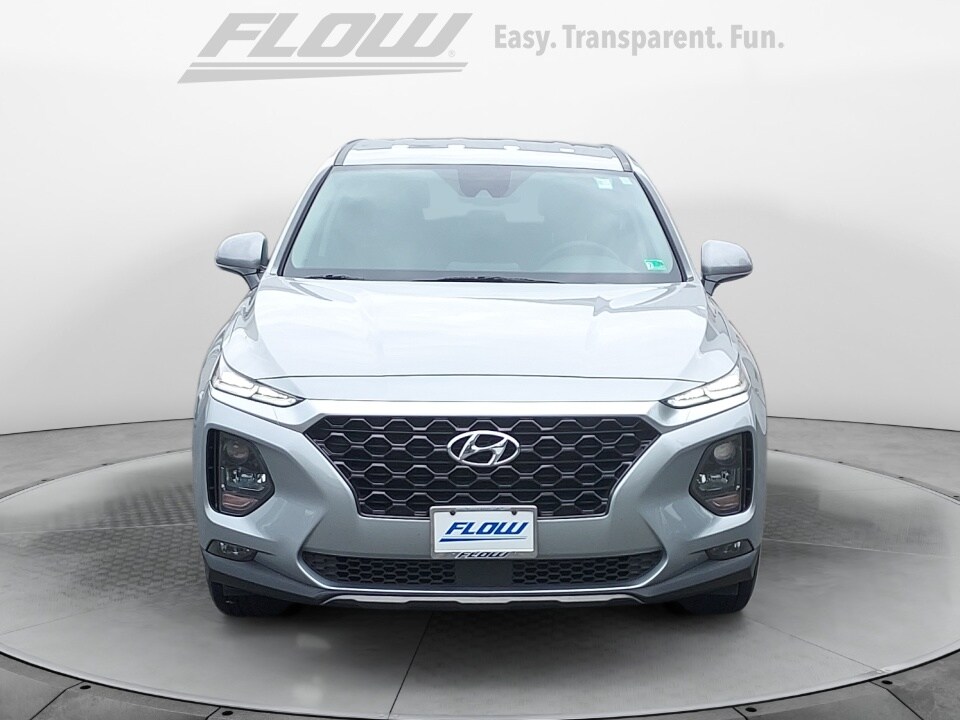 2020 Hyundai Santa Fe SEL photo 2