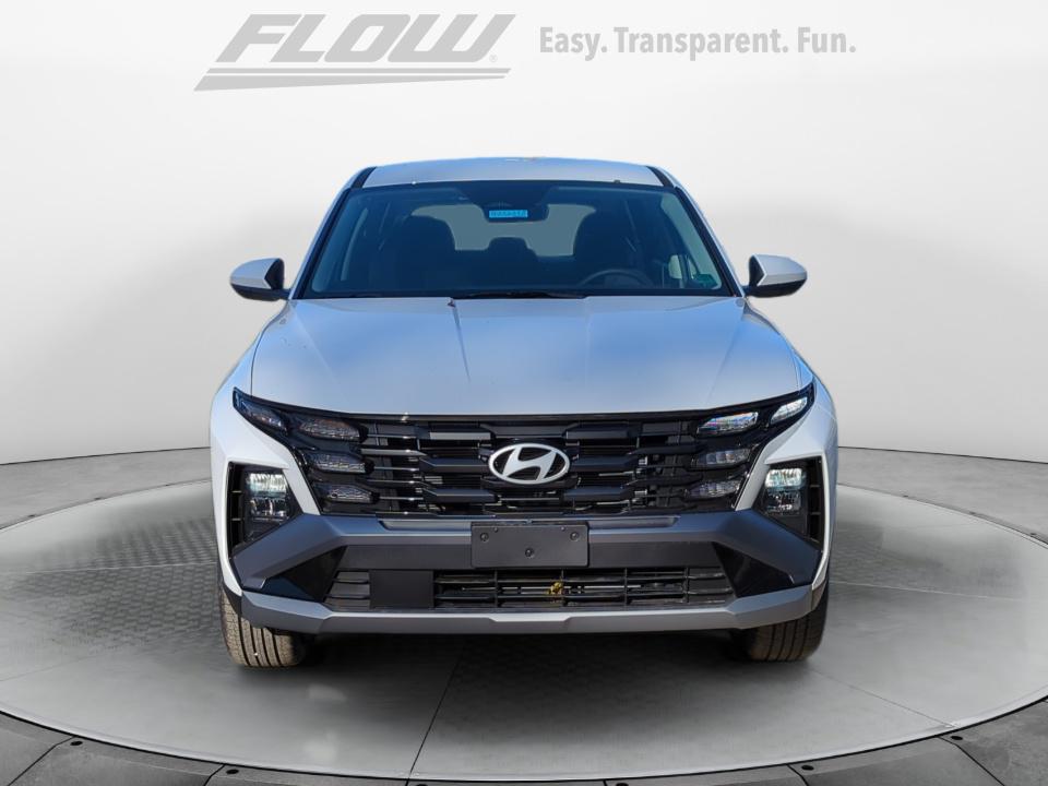 2026 Hyundai Tucson SE photo 2