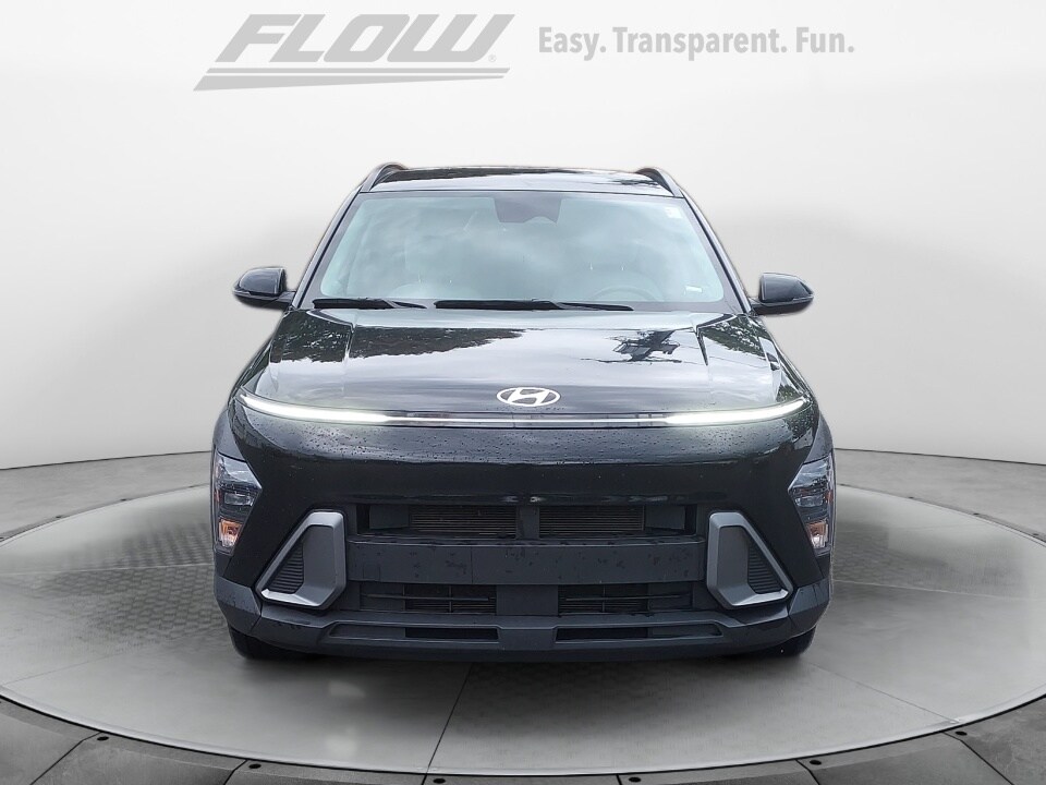 2024 Hyundai Kona SEL photo 2