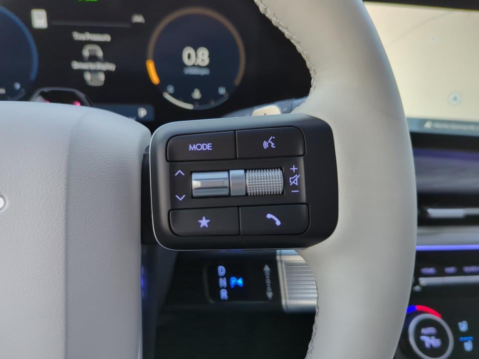 2026 Hyundai Santa Fe Limited - Photo 34