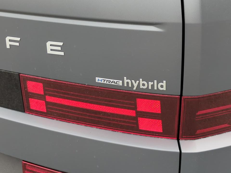 2026 Hyundai Santa Fe Limited - Photo 20
