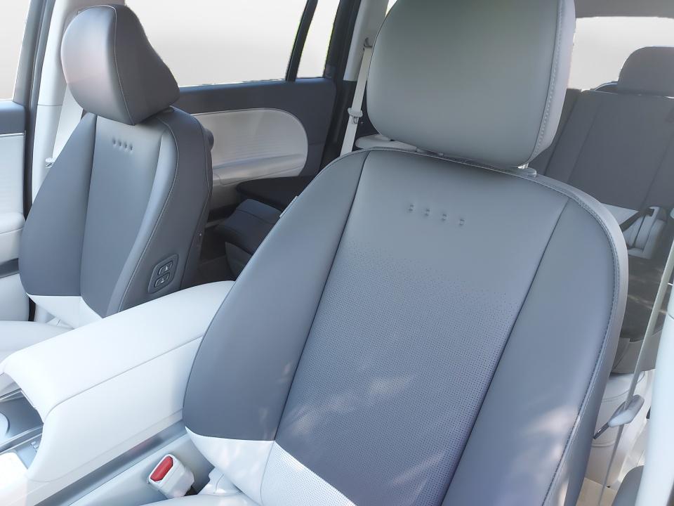 2026 Hyundai IONIQ 9 SEL - Photo 10