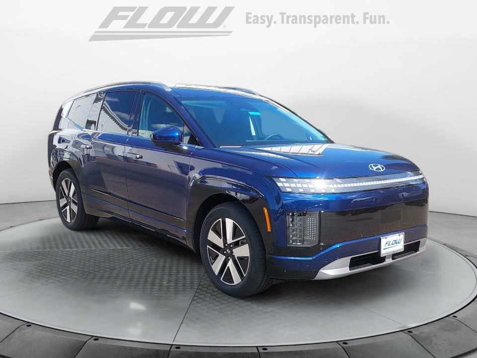 2026 Hyundai IONIQ 9 SEL's photo
