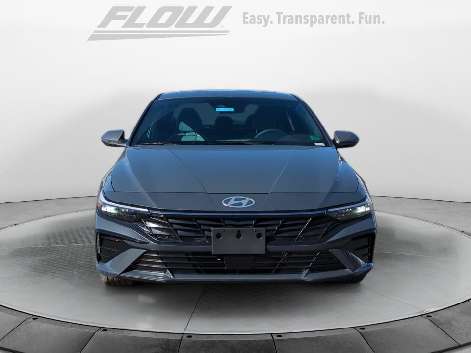 2025 Hyundai Elantra Hybrid Limited photo 2