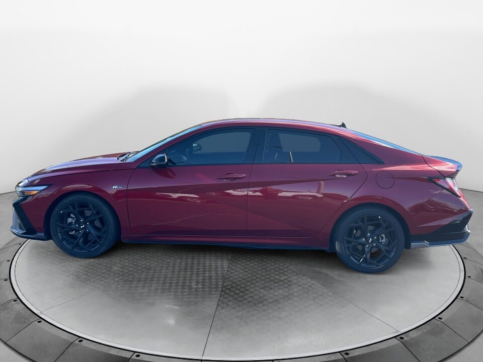 2025 Hyundai Elantra N Line photo 4