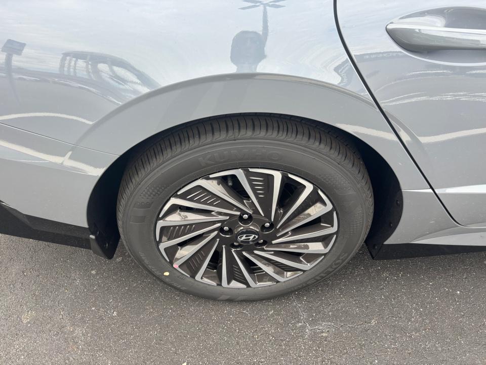 2026 Hyundai Sonata Hybrid SEL - Photo 23
