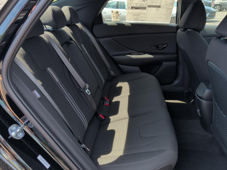 2026 Hyundai Elantra SEL - Photo 29