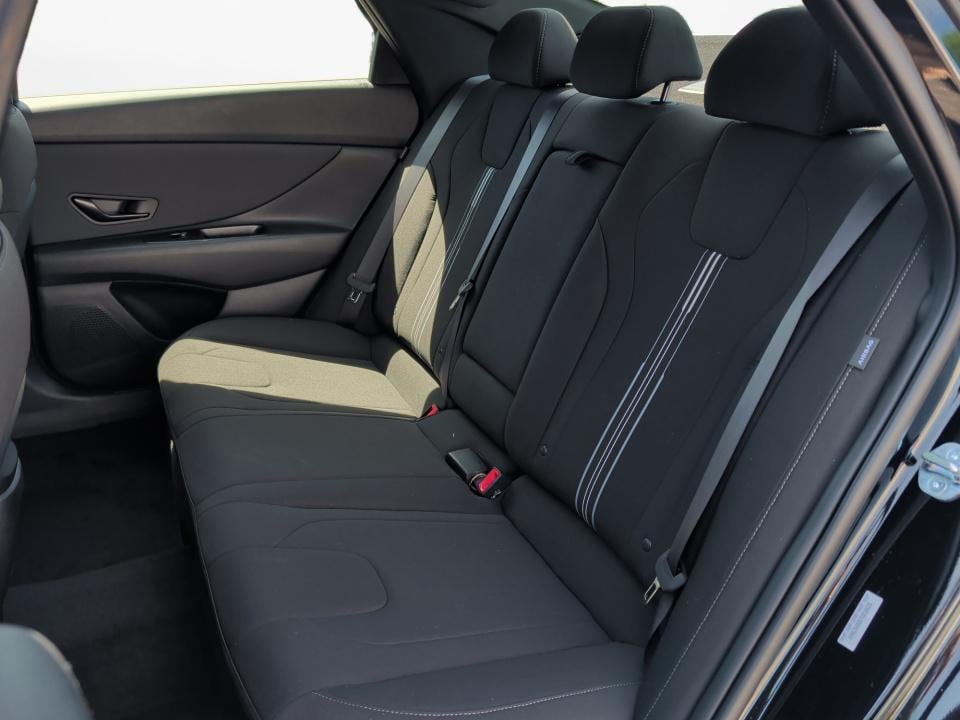 2026 Hyundai Elantra SEL - Photo 12