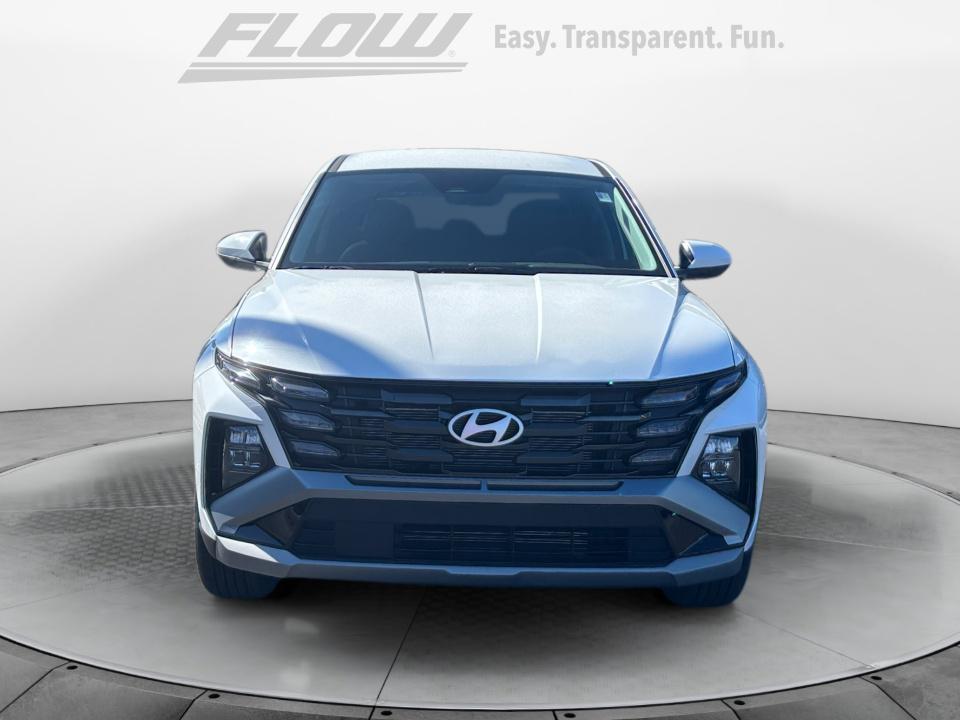 2026 Hyundai Tucson SE photo 2