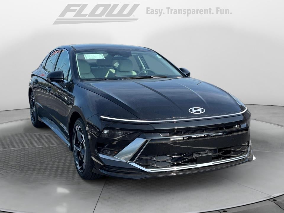 2026 Hyundai Sonata SEL's photo