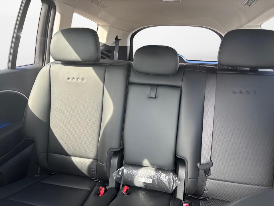 2026 Hyundai IONIQ 9 SEL - Photo 12