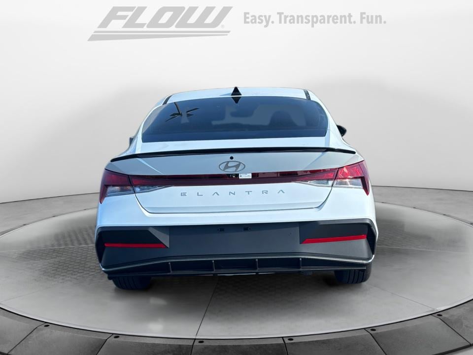 2025 Hyundai Elantra SEL - Photo 6