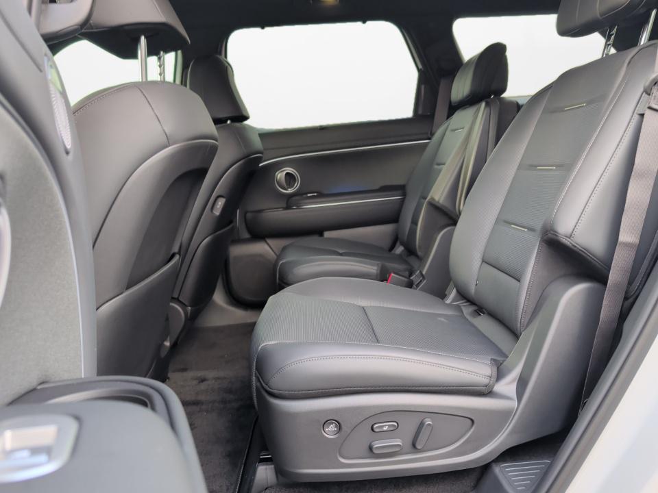 2026 Hyundai Palisade Calligraphy - Photo 13