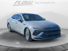 2026 Hyundai Sonata Hybrid SEL Sedan