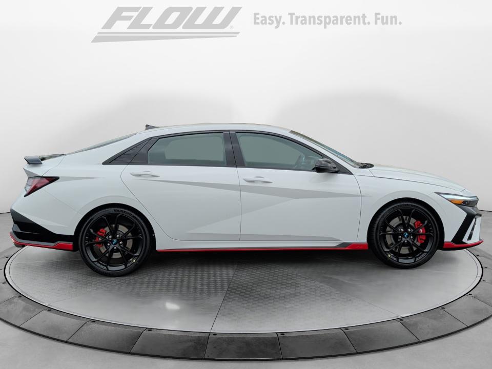 2026 Hyundai Elantra N - Photo 8