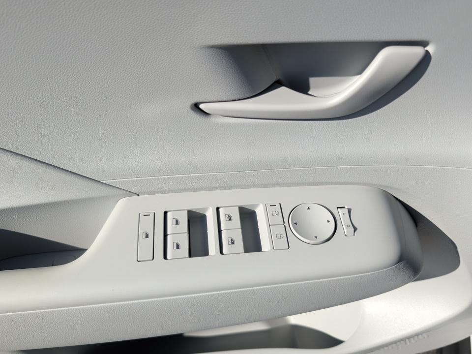 2026 Hyundai Kona SEL Sport - Photo 32