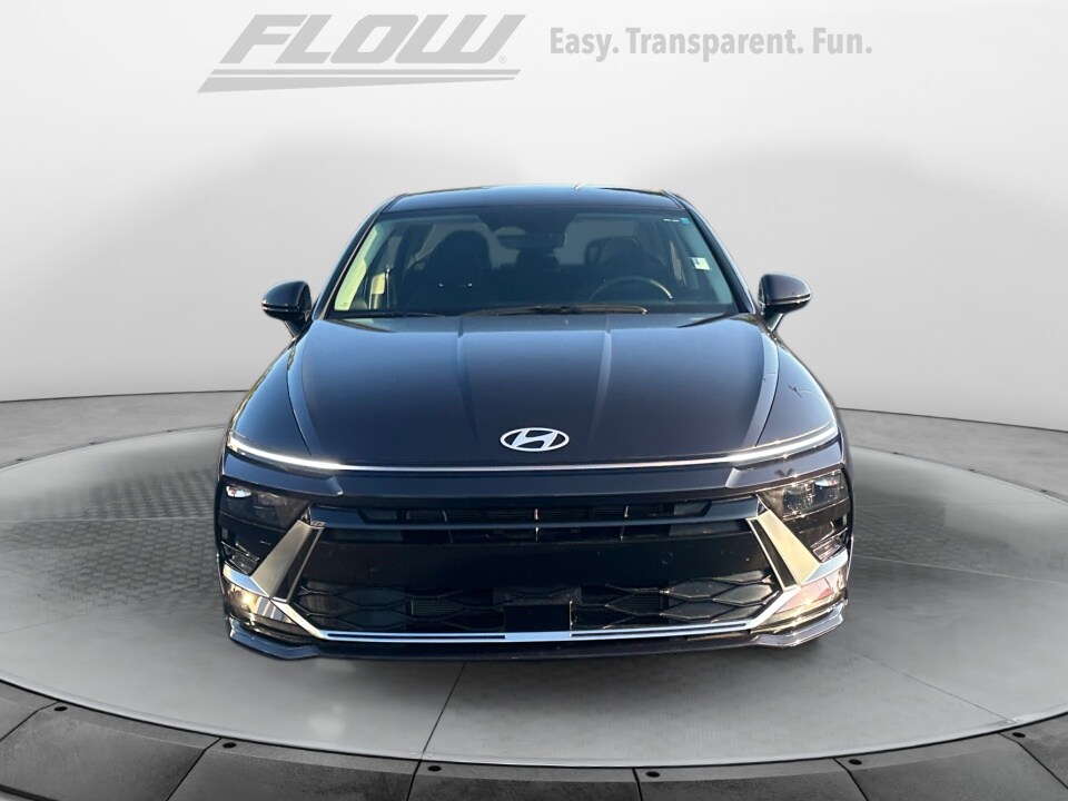 2024 Hyundai Sonata Hybrid SEL photo 2