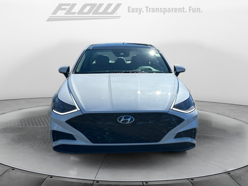 2020 Hyundai Sonata Limited photo 2