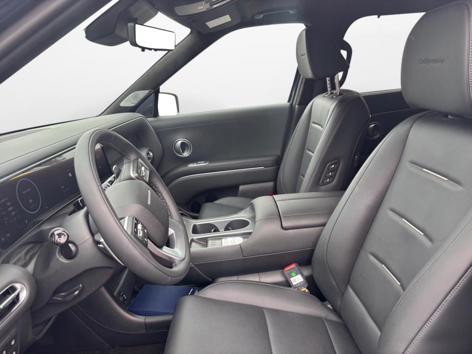 2026 Hyundai Palisade Calligraphy - Photo 9