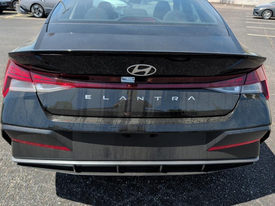 2026 Hyundai Elantra SEL - Photo 14